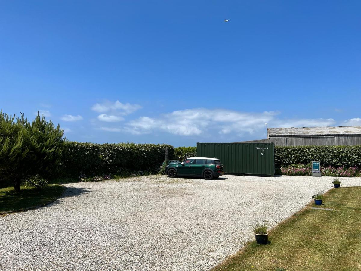 Lands End Hostel And B&B Sennen Exterior photo
